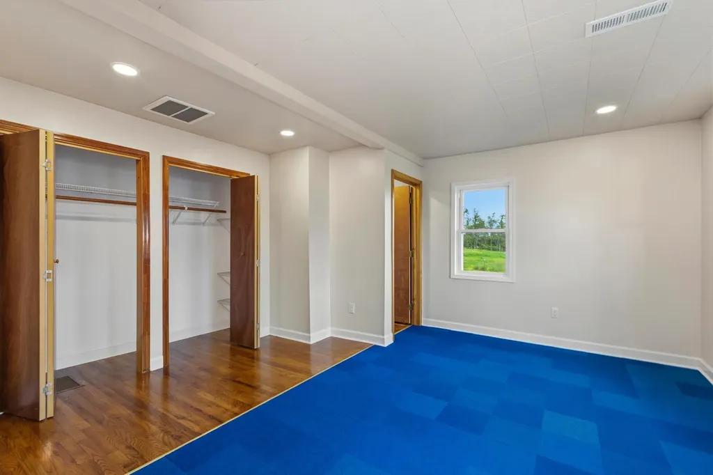 1300 State Route 1901 Marion KY 42064