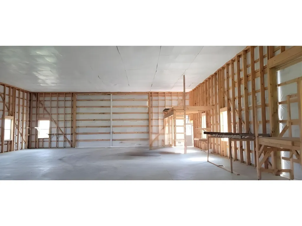 1300 State Route 1901 Marion KY 42064