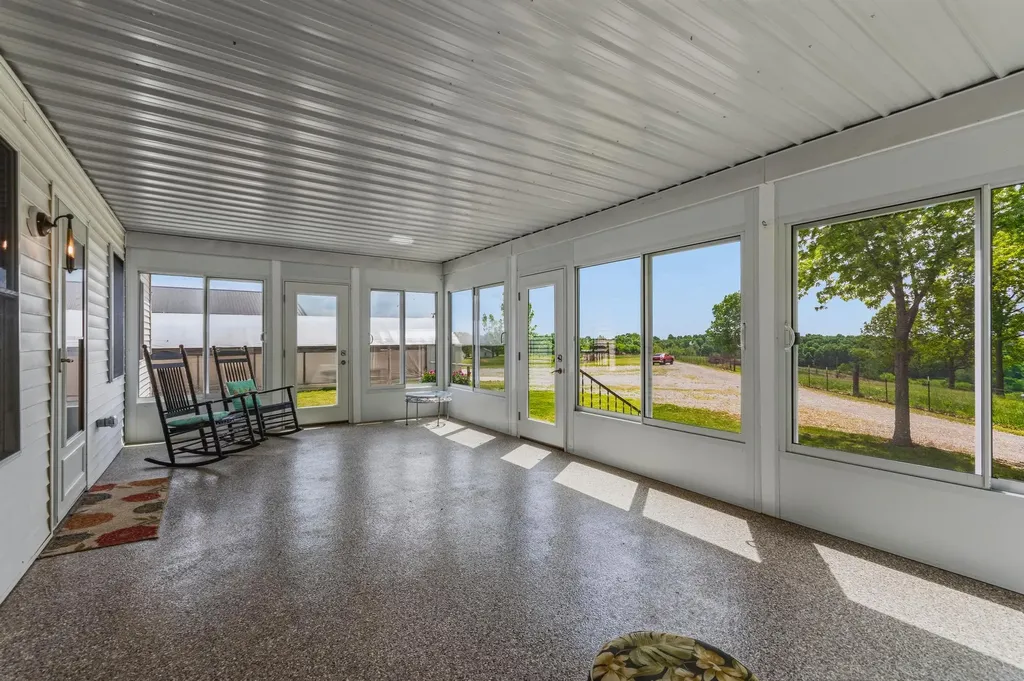 1300 State Route 1901 Marion KY 42064