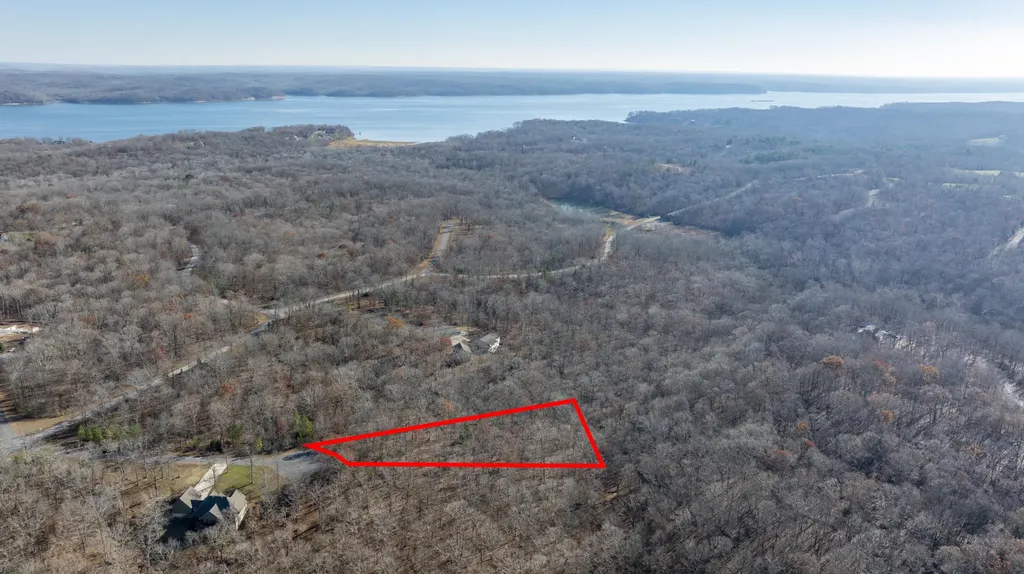Lot 183 Yellowbird Lane Murray KY 42071