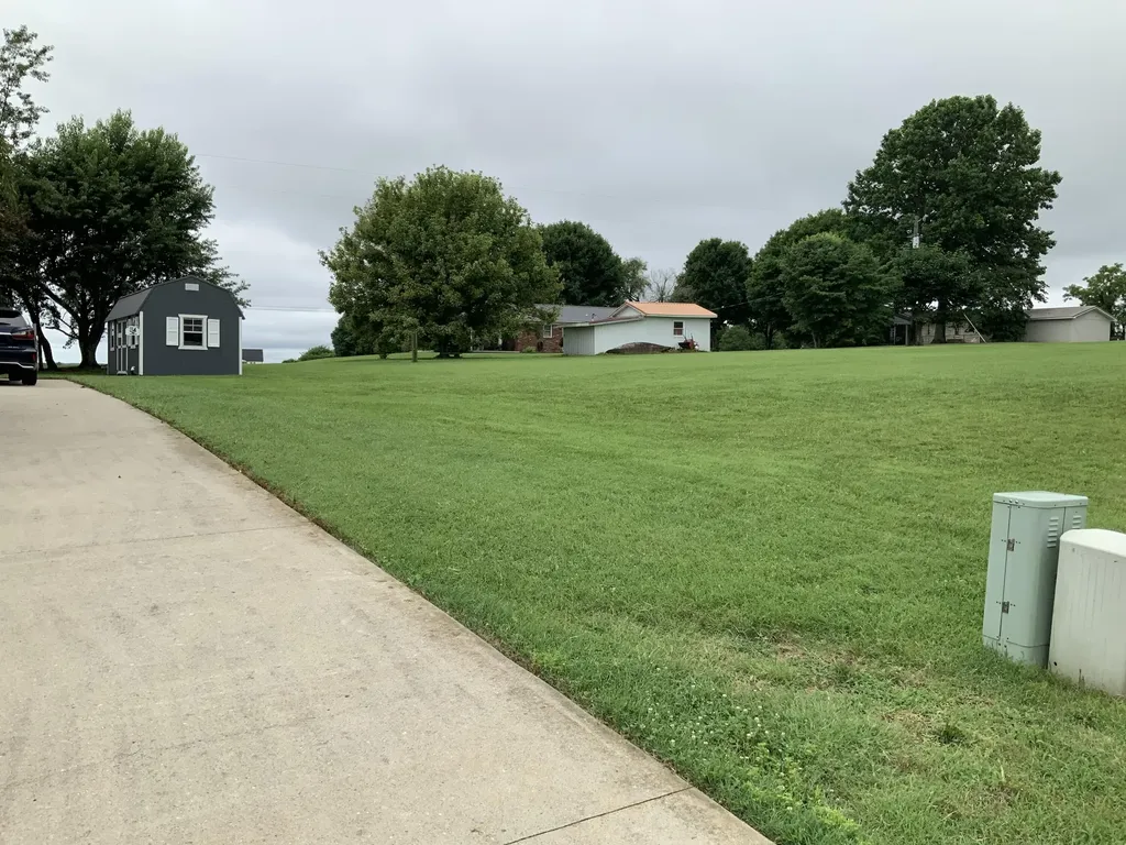 175 Manchester Lane Brodhead KY 40409