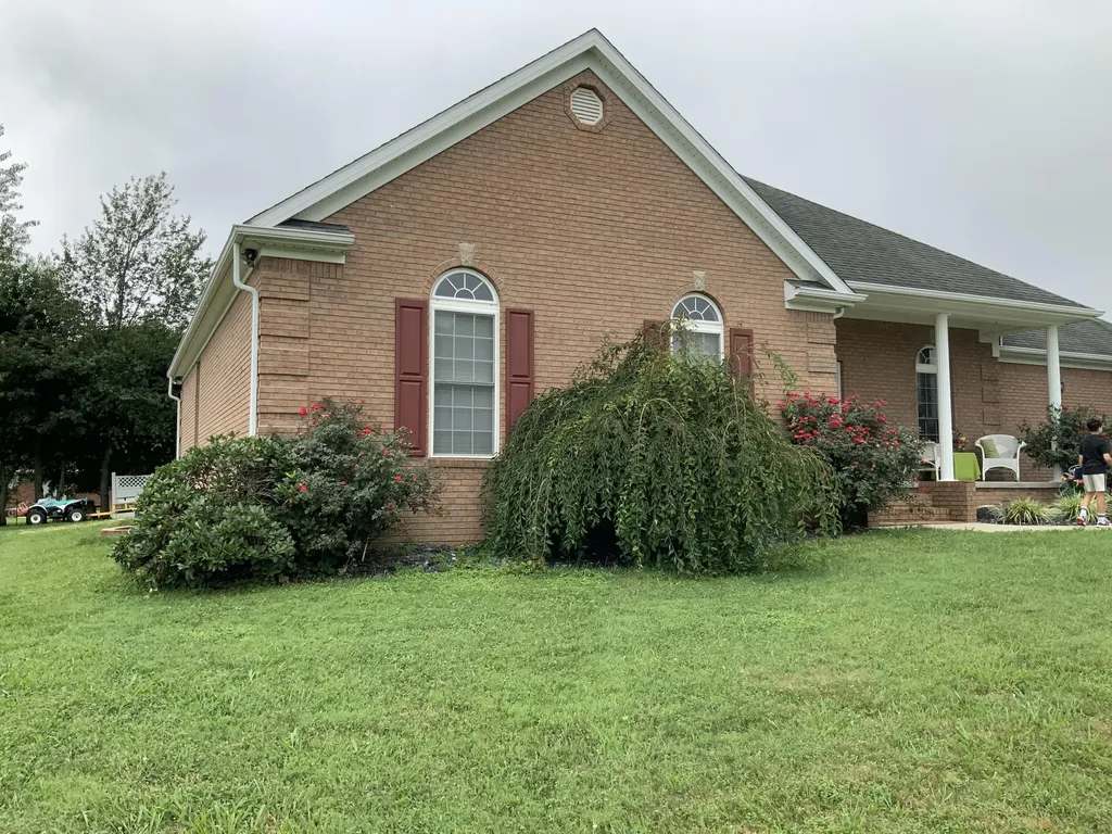 175 Manchester Lane Brodhead KY 40409