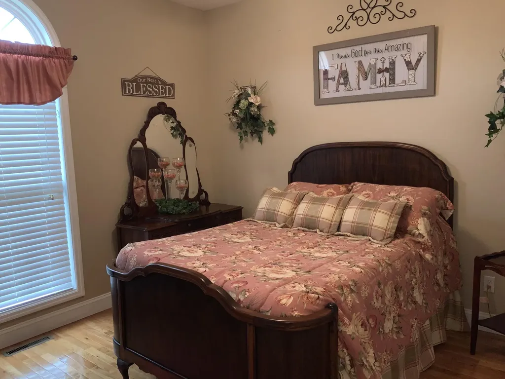 175 Manchester Lane Brodhead KY 40409