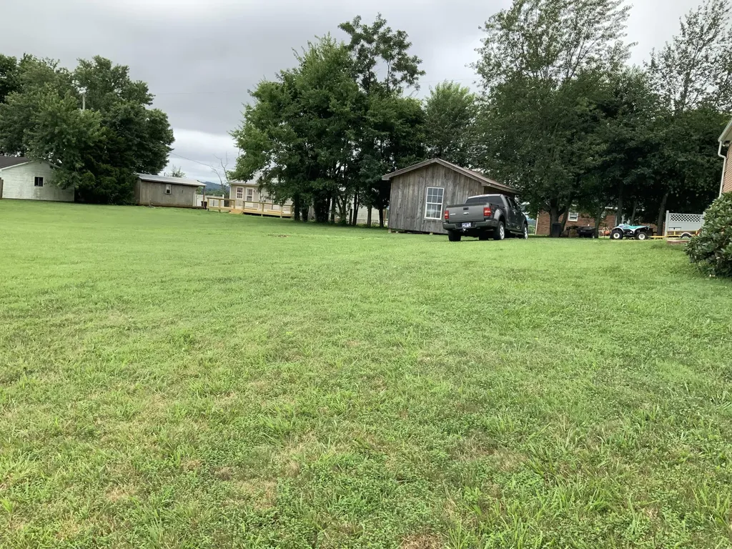 175 Manchester Lane Brodhead KY 40409