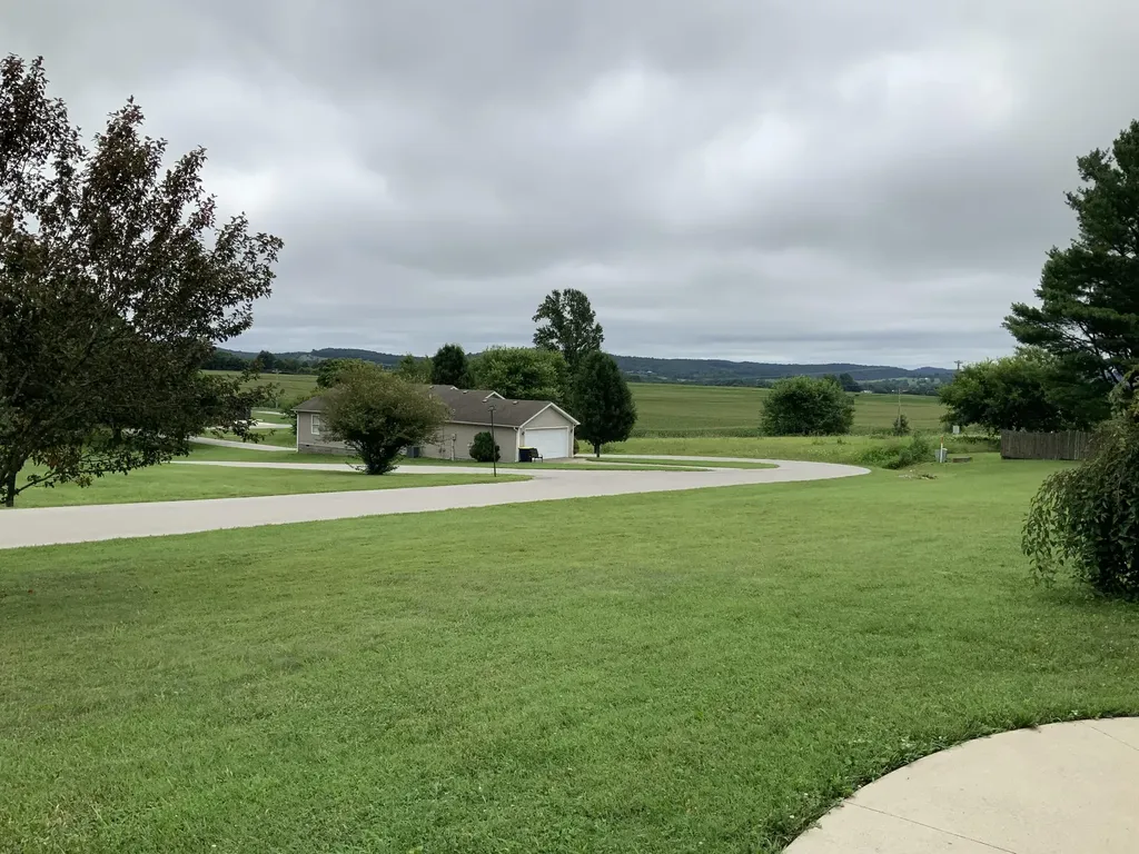 175 Manchester Lane Brodhead KY 40409