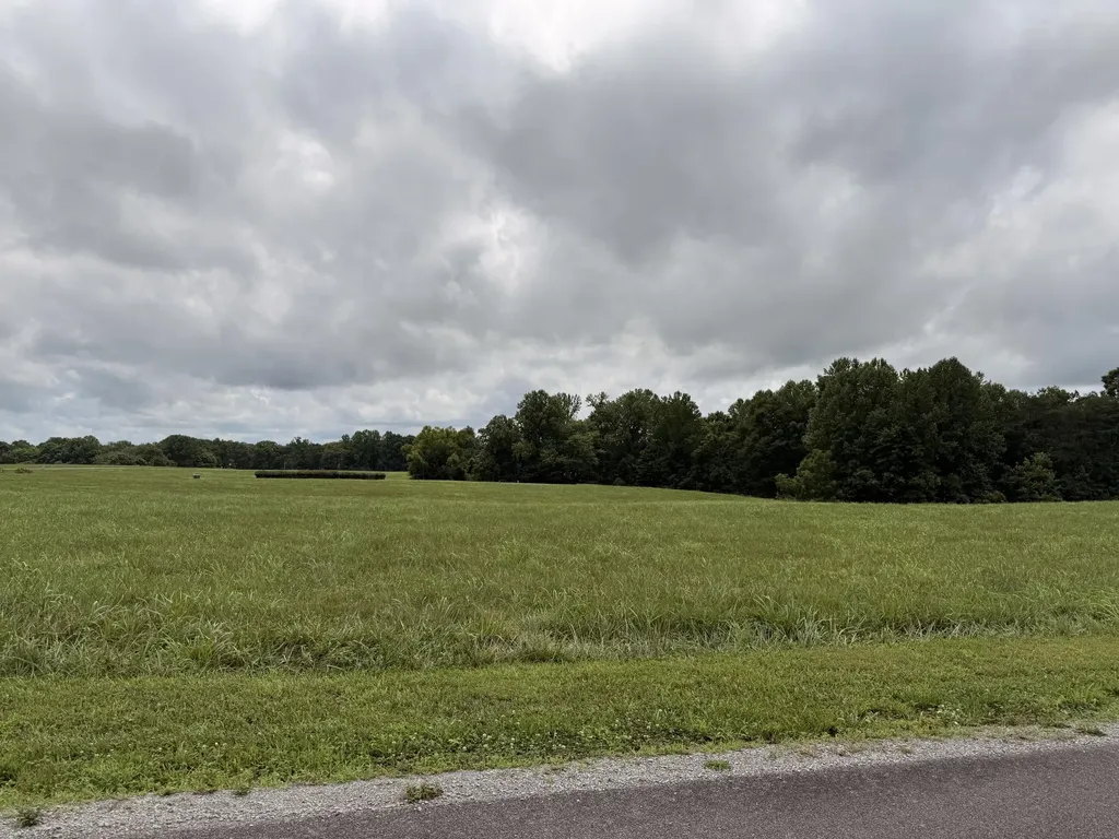 129 Wedge Way Russell Springs KY 42642