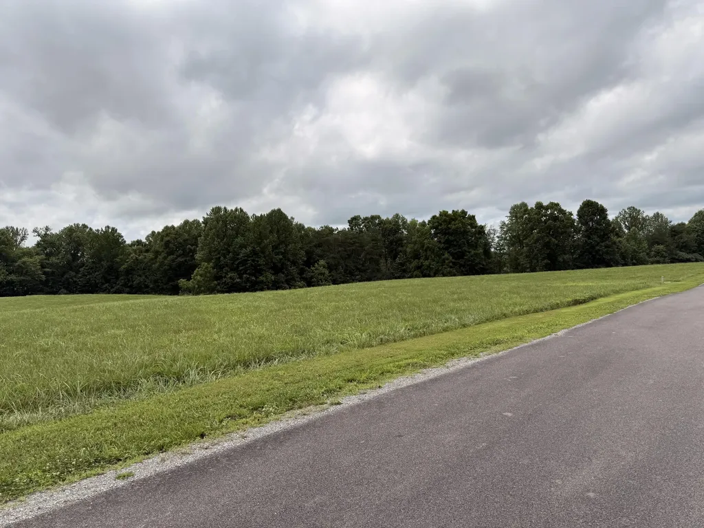 129 Wedge Way Russell Springs KY 42642