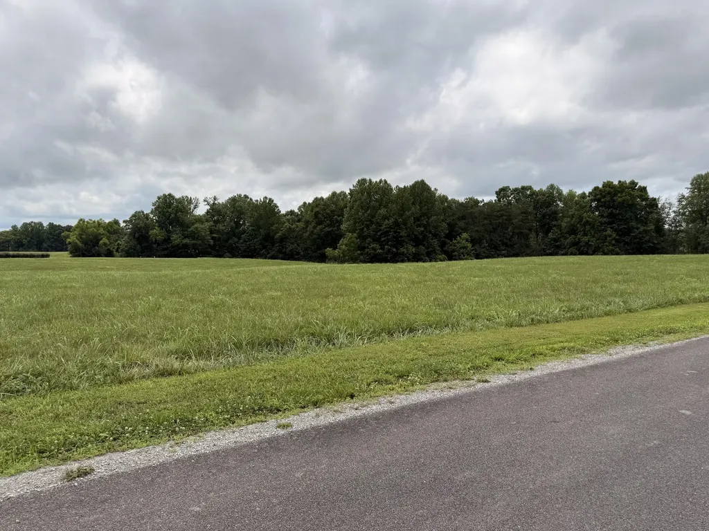 129 Wedge Way Russell Springs KY 42642