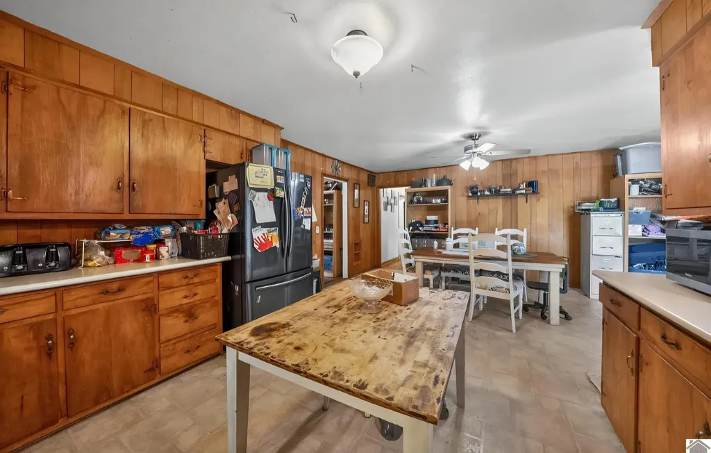 1605 Belmont Drive Murray KY 42071