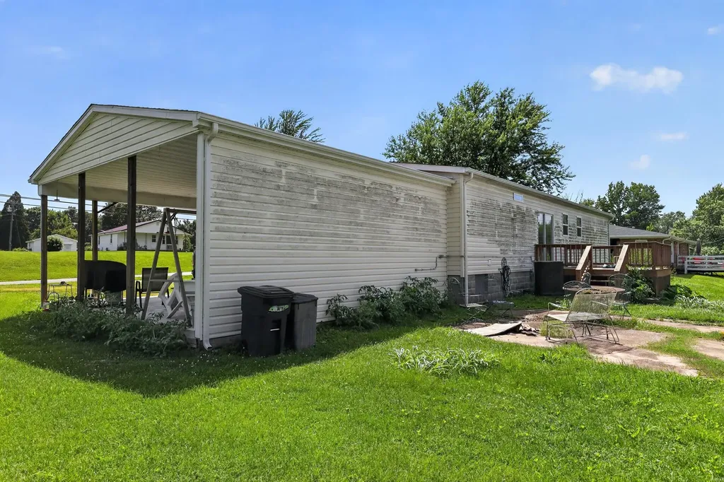 720 W Kentucky 132 Dixon KY 42409