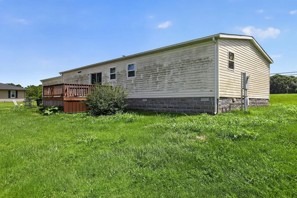 720 W Kentucky 132 Dixon KY 42409