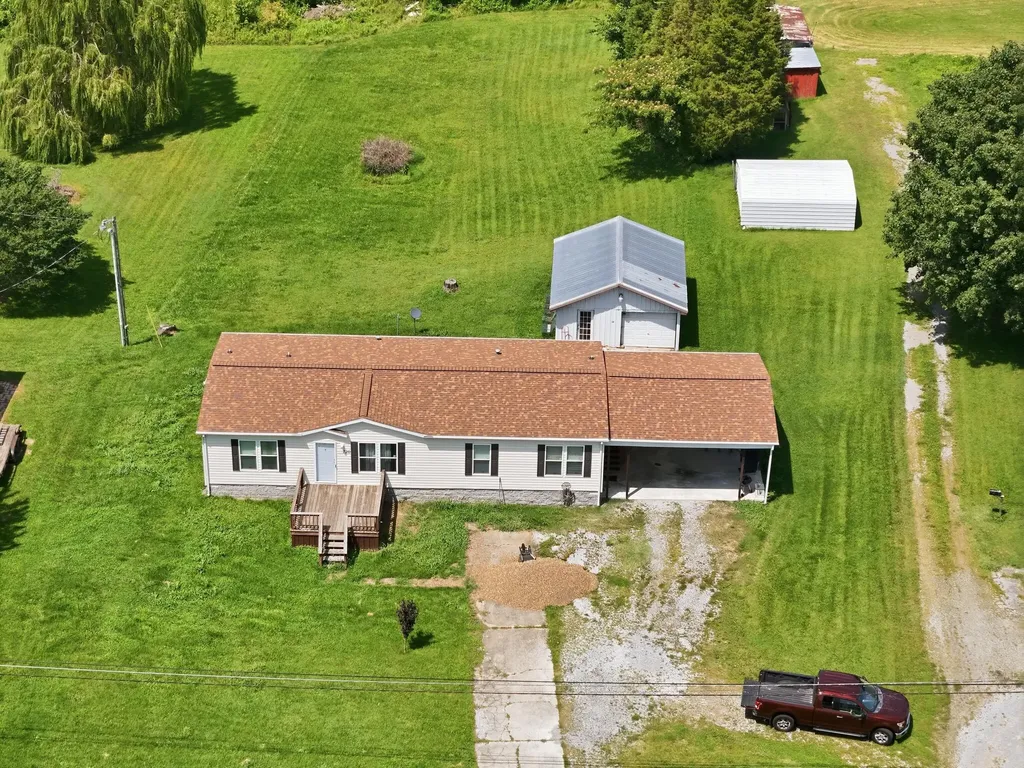 720 W Kentucky 132 Dixon KY 42409
