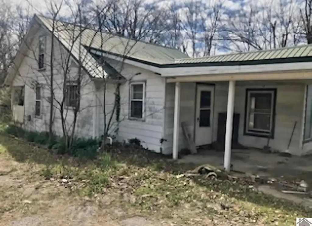 5616 Kentucky 339 Mayfield KY 42066