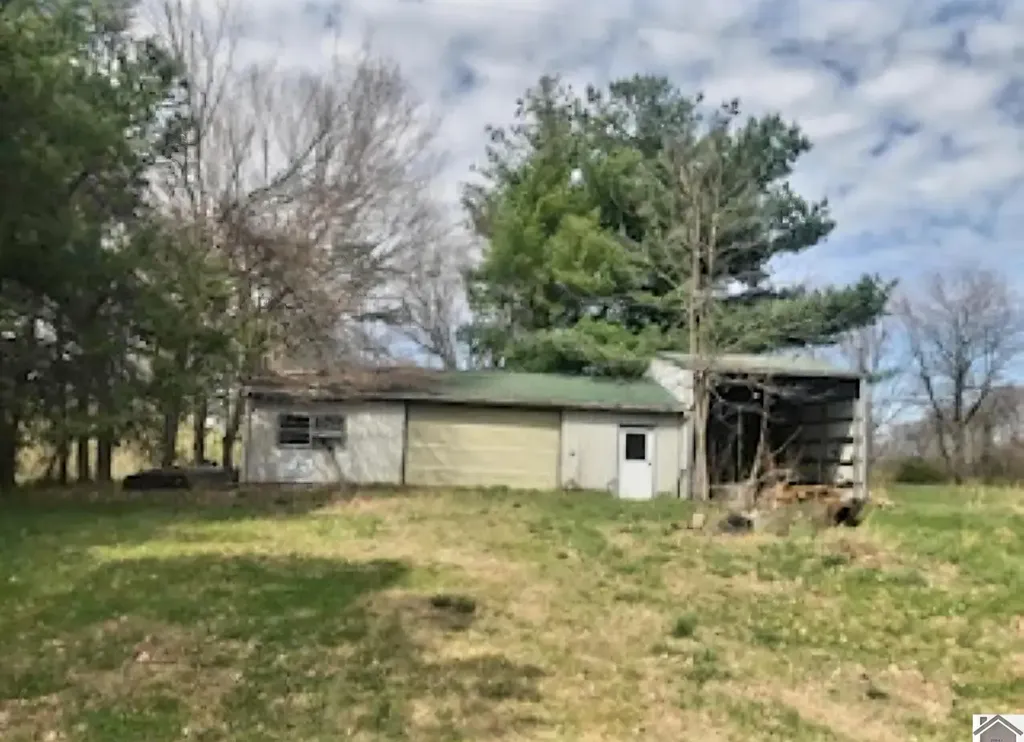 5616 Kentucky 339 Mayfield KY 42066