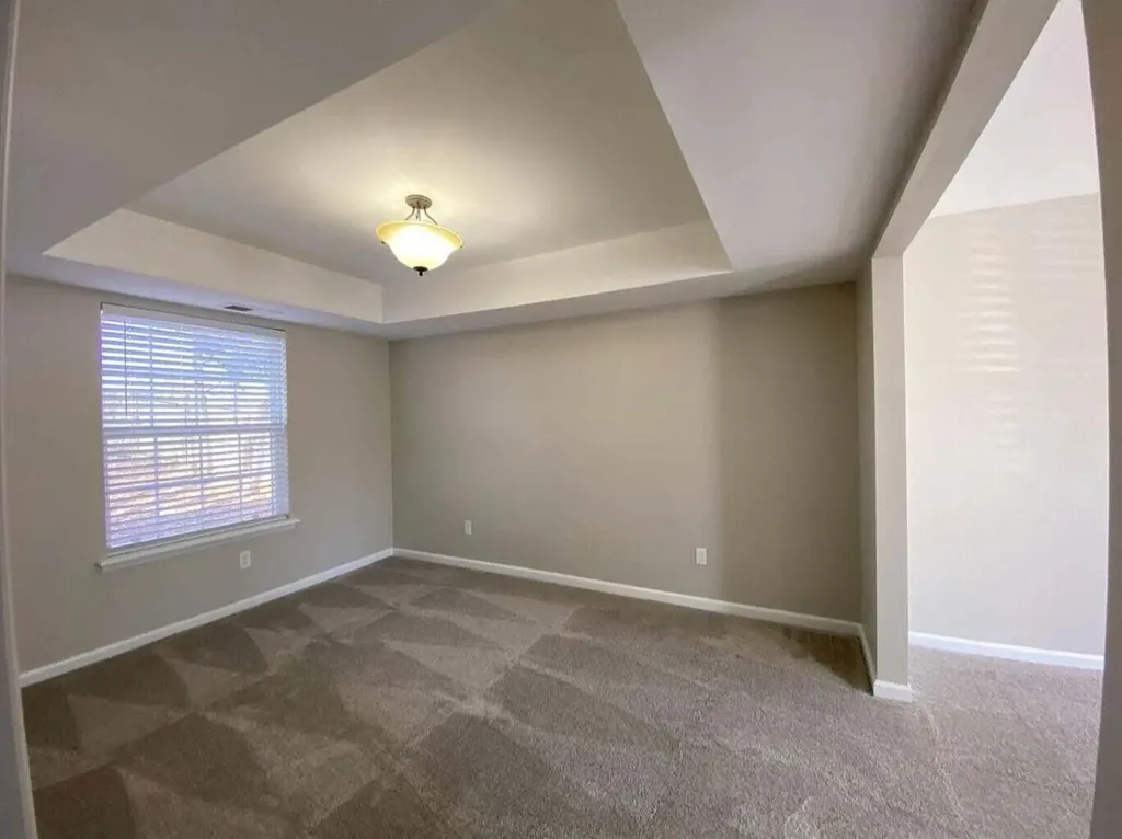2052 Blackhorse Lane Lexington KY 40503