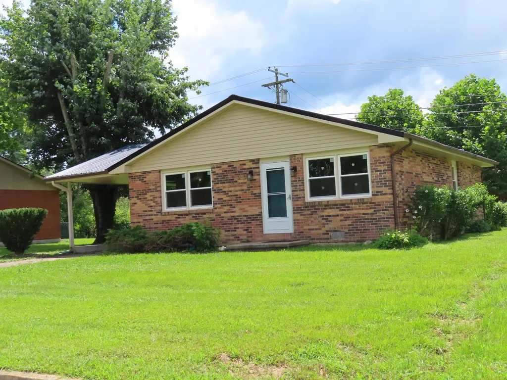 57 Roxanne Street Clearfield KY 40313