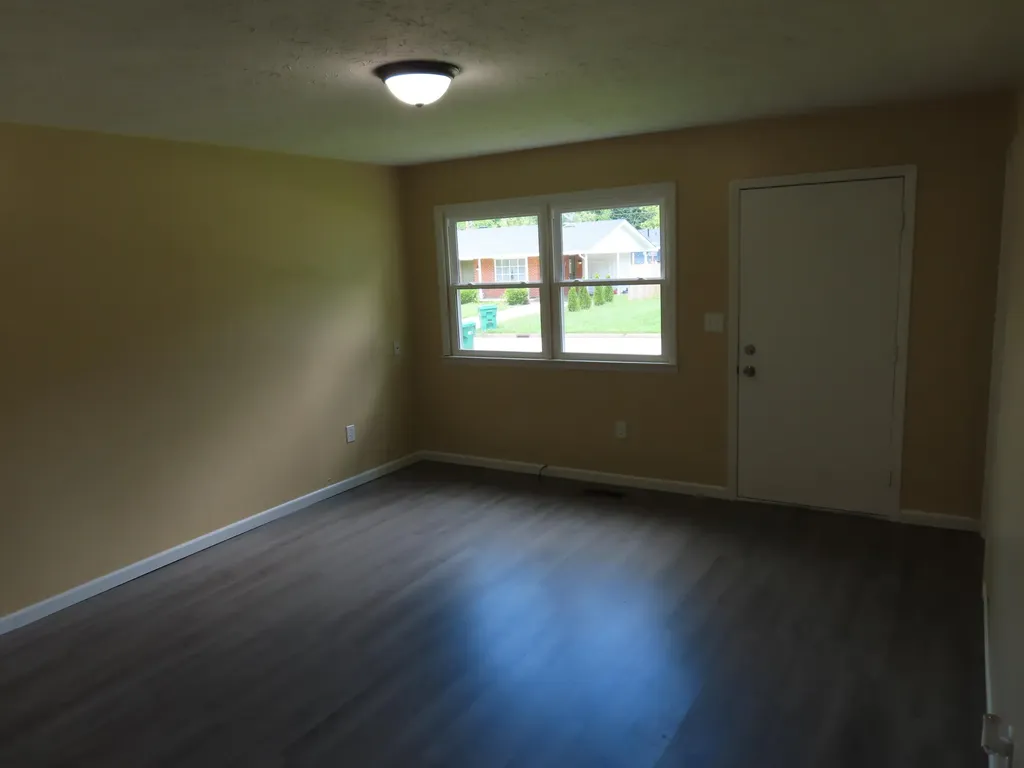 57 Roxanne Street Clearfield KY 40313
