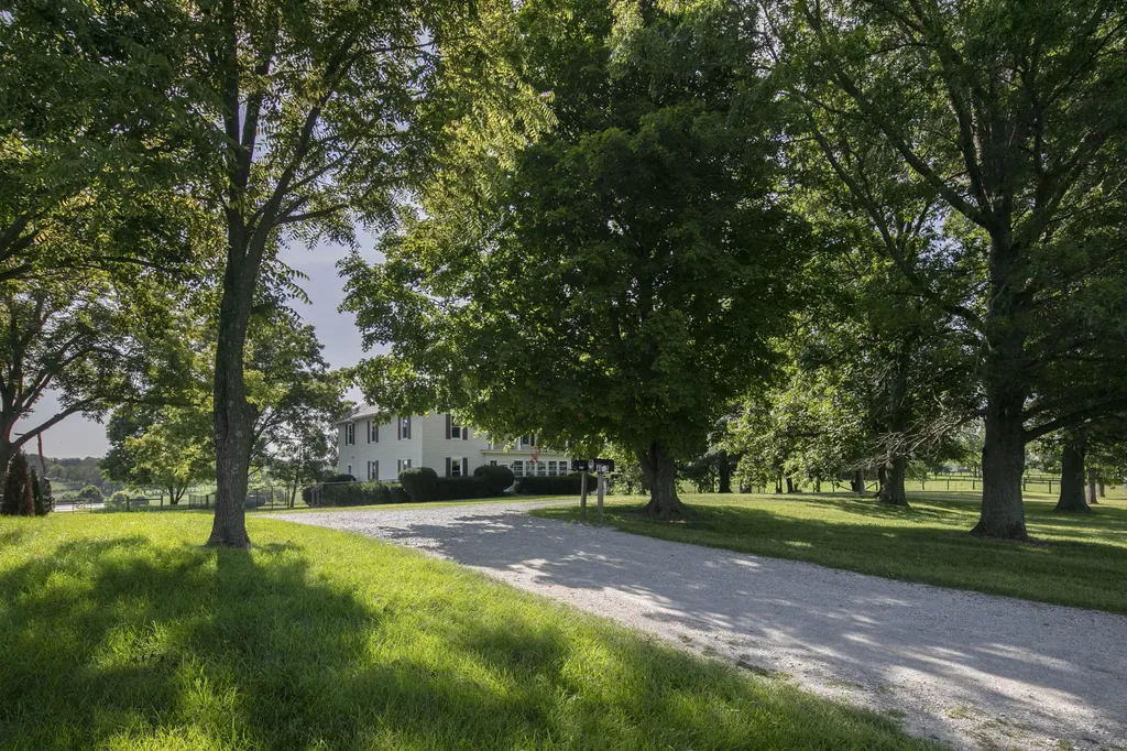 4603 Paris Road Winchester KY 40391