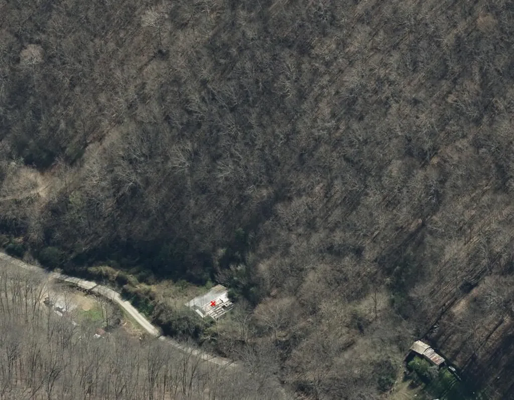 803 Hall Branch Road Topmost KY 41862