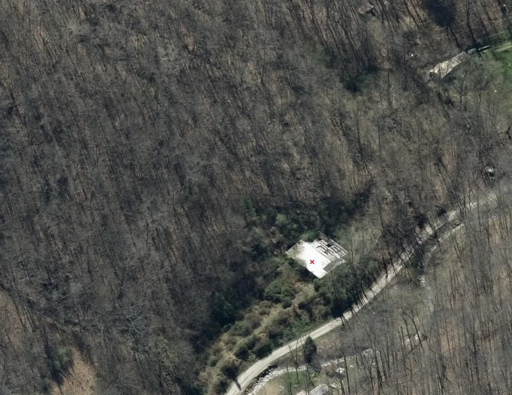 803 Hall Branch Road Topmost KY 41862