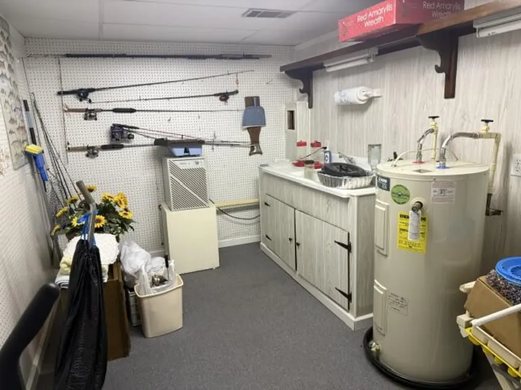 191 Hesters Road Benton KY 42025