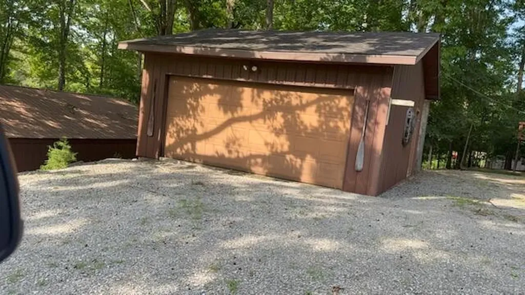 191 Hesters Road Benton KY 42025