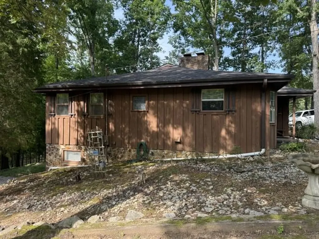 191 Hesters Road Benton KY 42025