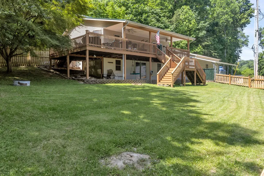 1865 R Whittaker Road Lewisburg KY 42256