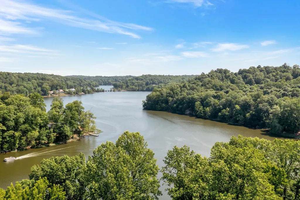 1865 R Whittaker Road Lewisburg KY 42256