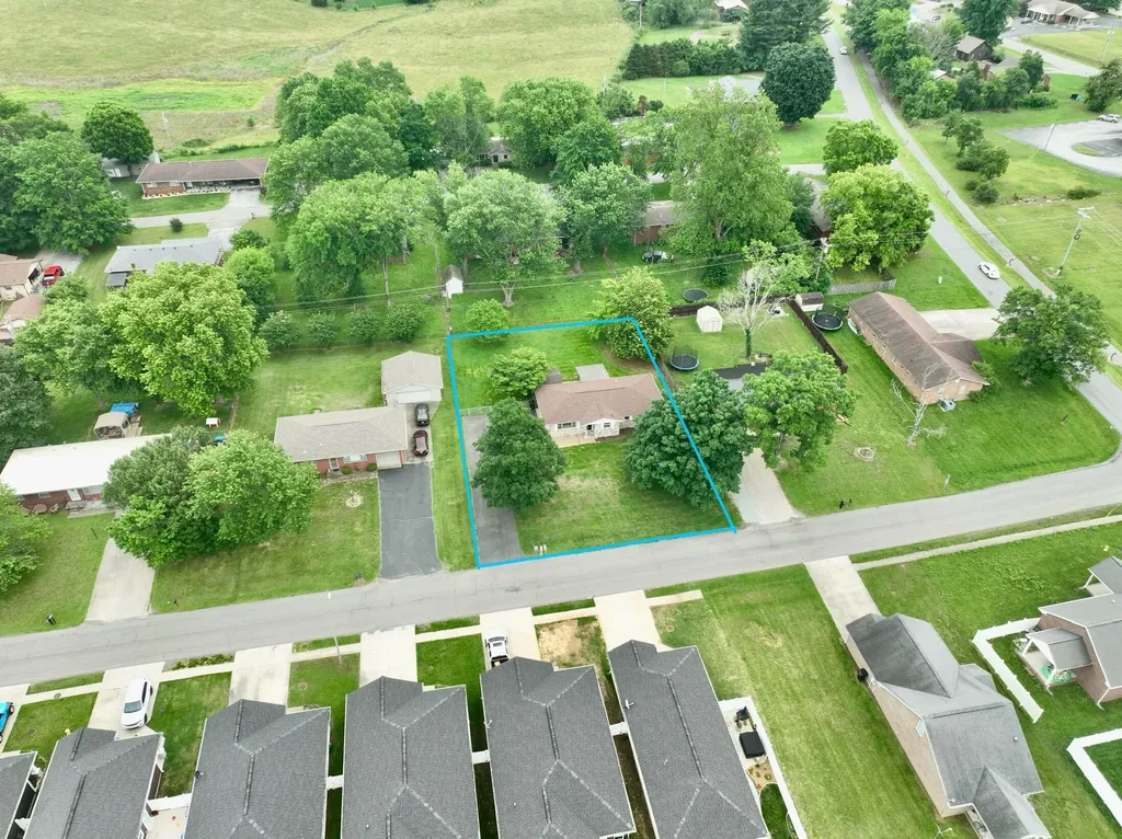 52 Wharton Road Cadiz KY 42211