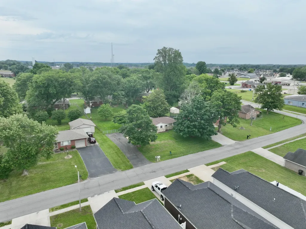 52 Wharton Road Cadiz KY 42211
