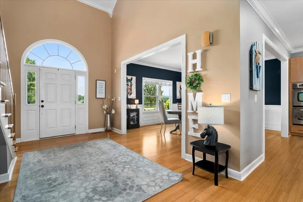 210 Colonial Drive Versailles KY 40383