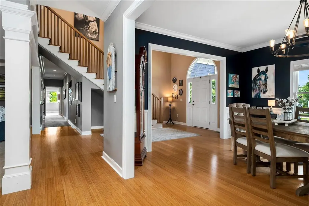 210 Colonial Drive Versailles KY 40383