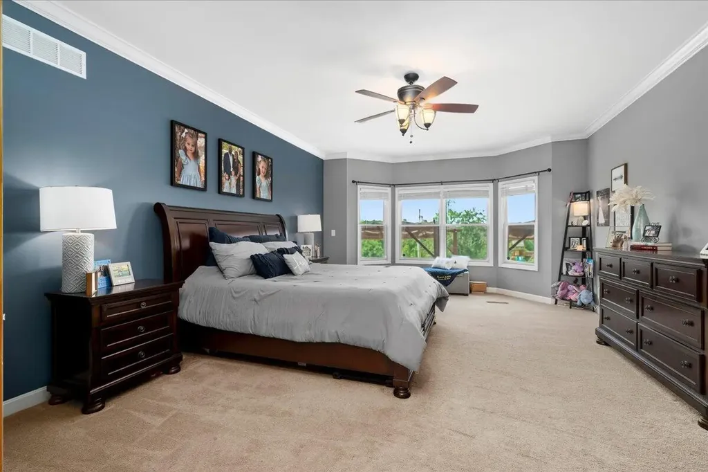 210 Colonial Drive Versailles KY 40383