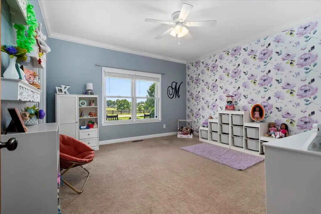 210 Colonial Drive Versailles KY 40383