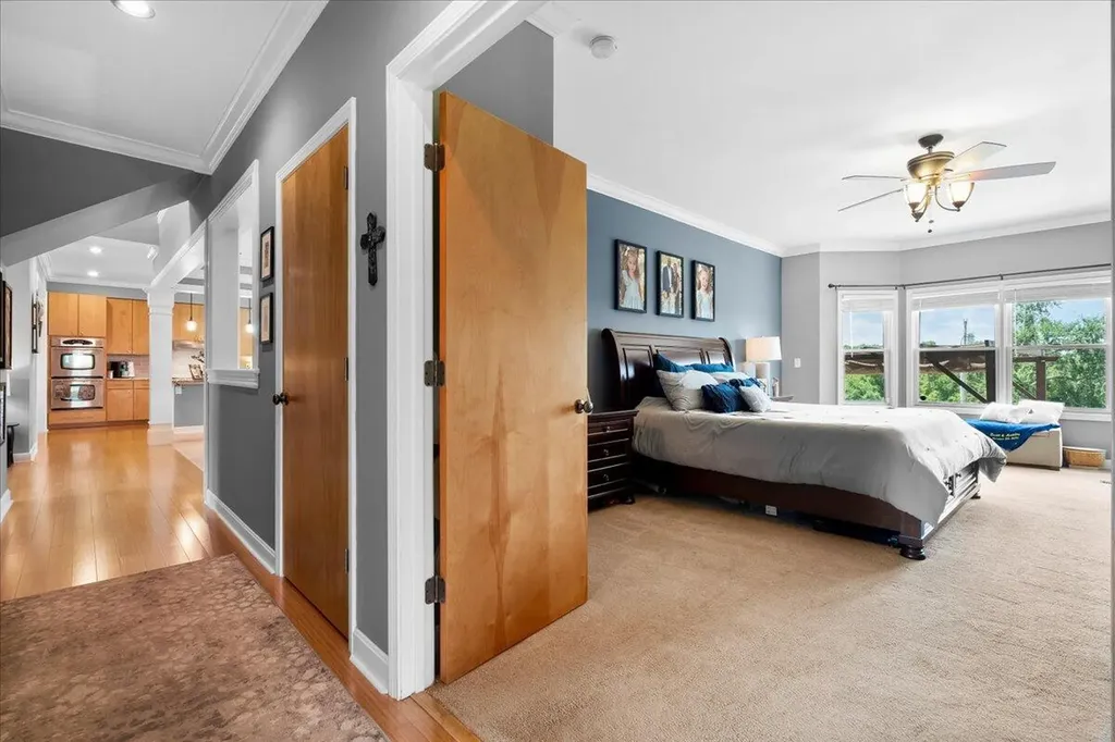 210 Colonial Drive Versailles KY 40383