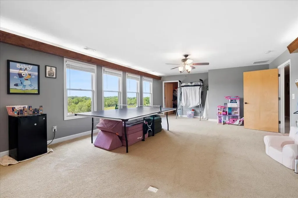 210 Colonial Drive Versailles KY 40383