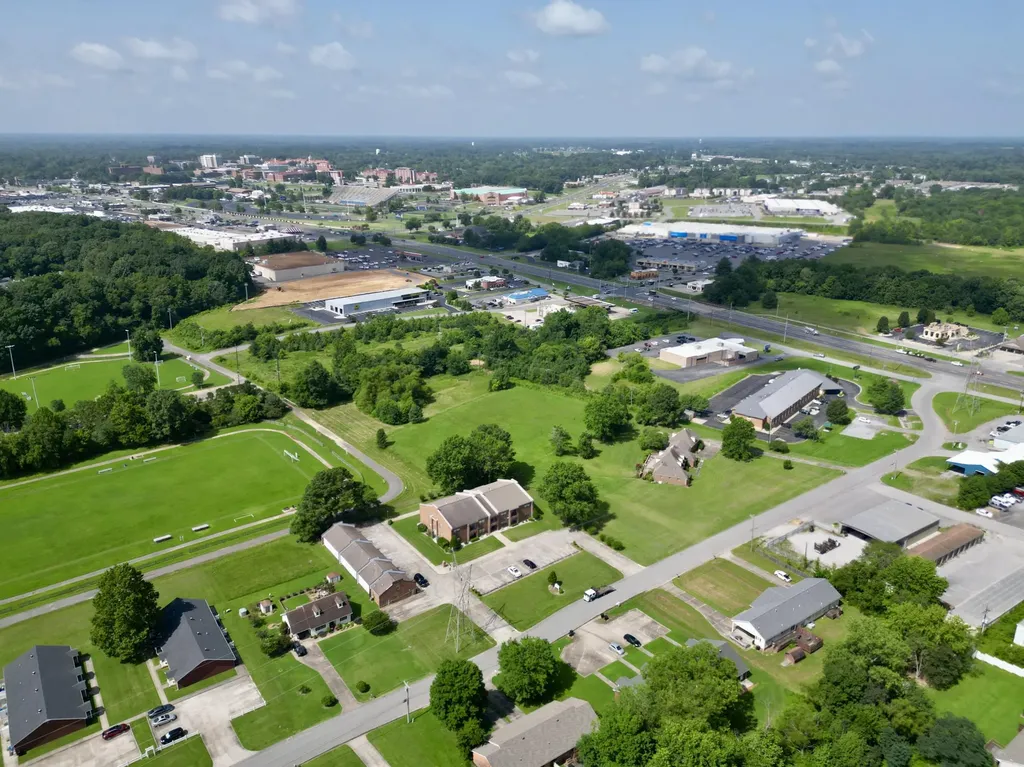 1025 Southwood Drive Murray KY 42071