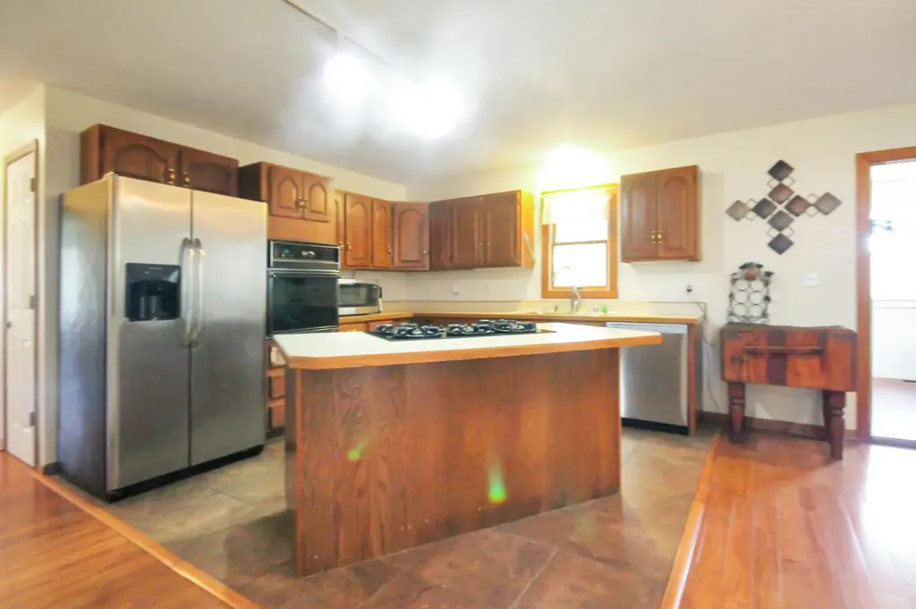 8078 Aurora Highway Benton KY 42025