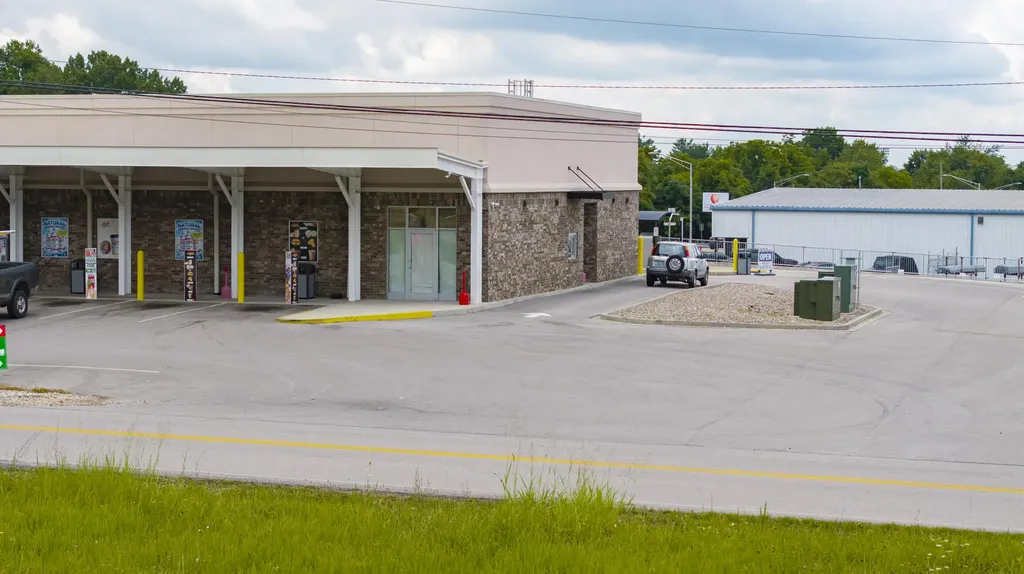 1830 Kentucky 80 Somerset KY 42501