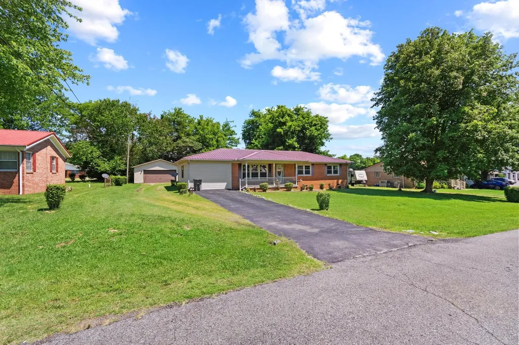125 Grogan Circle Paducah KY 42003
