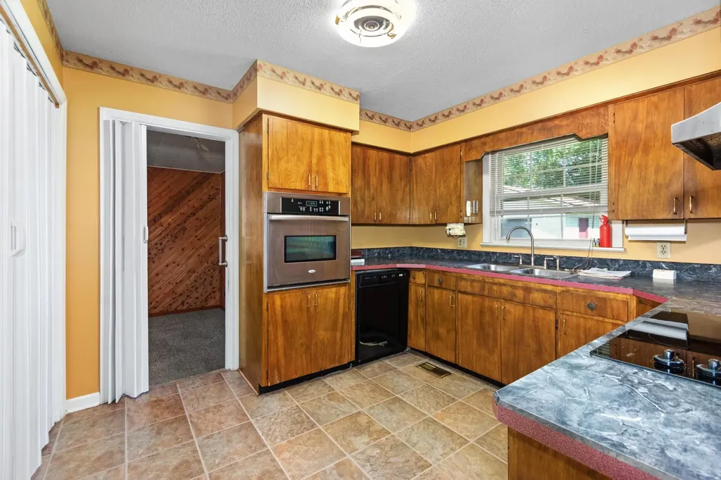 125 Grogan Circle Paducah KY 42003