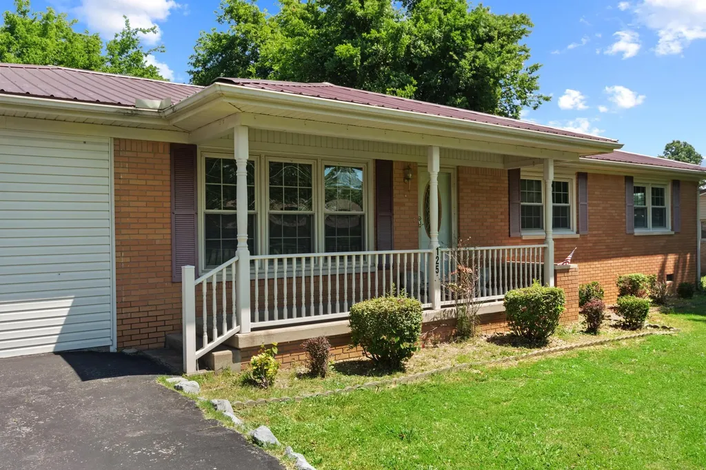 125 Grogan Circle Paducah KY 42003