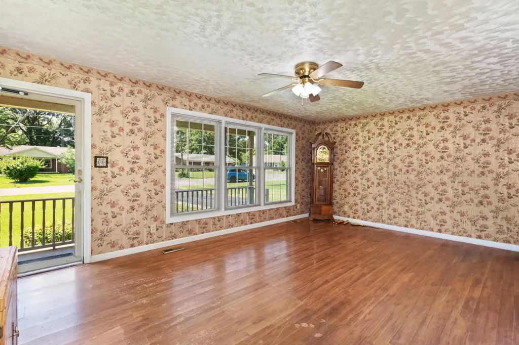 125 Grogan Circle Paducah KY 42003