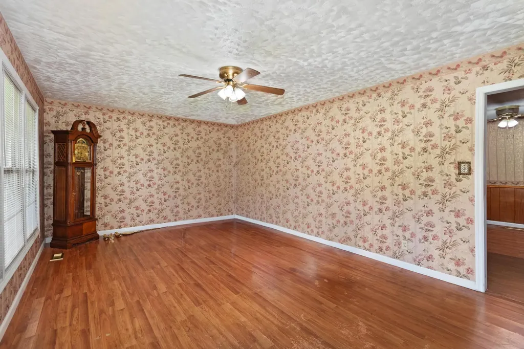 125 Grogan Circle Paducah KY 42003