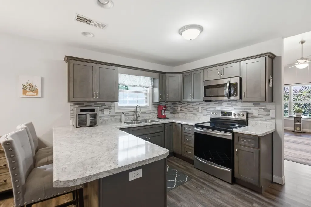 1054 Burnell Drive Berea KY 40403