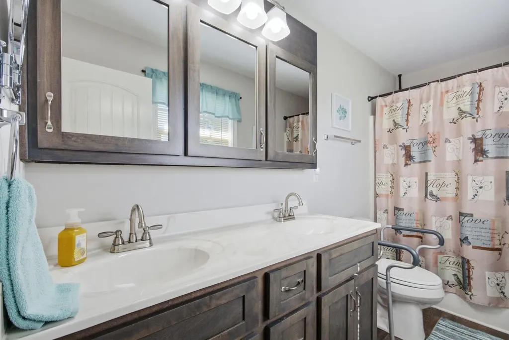 1054 Burnell Drive Berea KY 40403