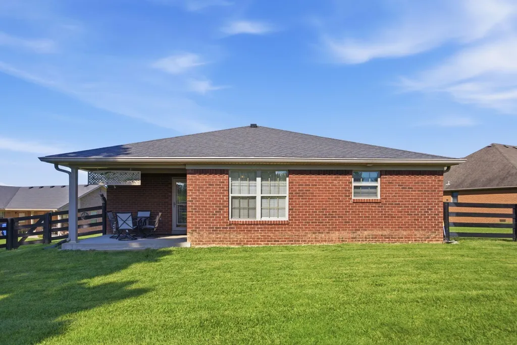 1054 Burnell Drive Berea KY 40403