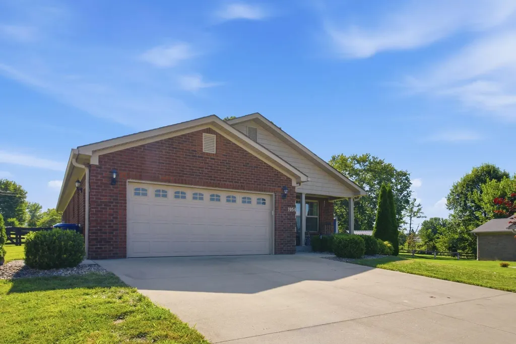 1054 Burnell Drive Berea KY 40403