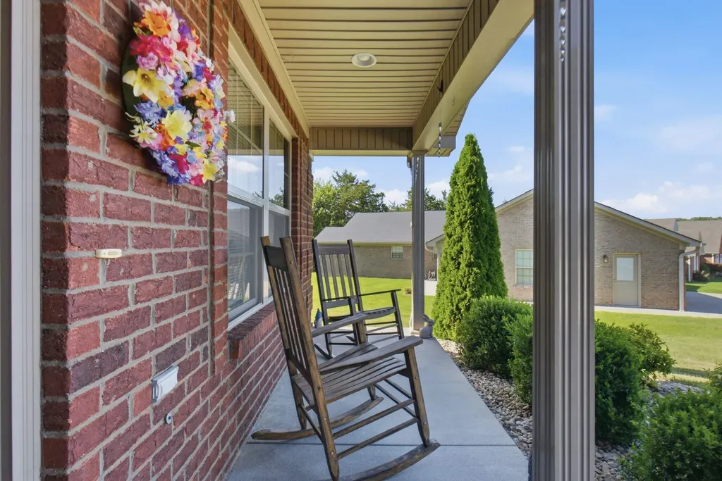 1054 Burnell Drive Berea KY 40403
